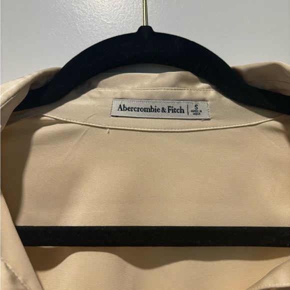 Abercrombie silk button up blouse - Picture 2 of 2